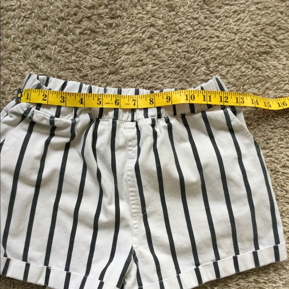 Forever 21 Shorts - Picture 10 of 13